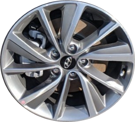 Hyundai Santa Fe 2019-2020 grey machined 18x7.5 aluminum wheels or rims. Hollander part number ALY70947/70981, OEM part number 52910S2210.