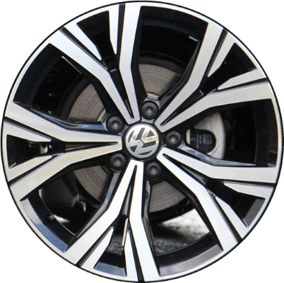 Volkswagen Passat 2020-2022 black machined 18x8 aluminum wheels or rims. Hollander part number ALY70069, OEM part number 561601025ADFZZ.