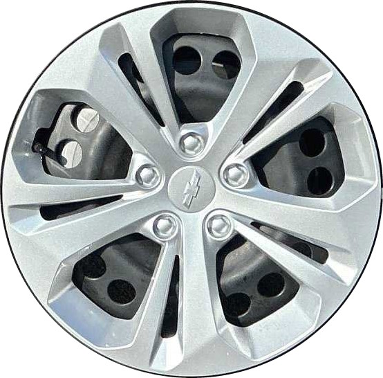 Chevrolet Trax 2024, Plastic 5 Double Spoke, Single Hubcap or Wheel Cover For 17 Inch Steel Wheels. Hollander Part Number H99104.