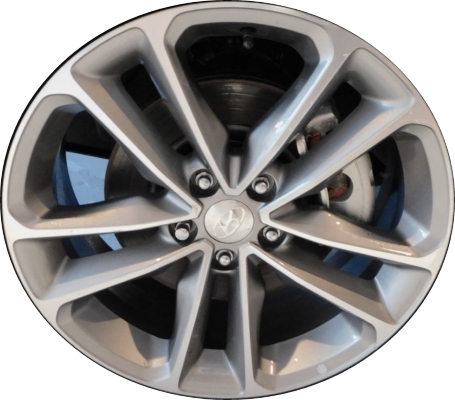 Hyundai Santa Fe 2017-2018 grey machined 19x7.5 aluminum wheels or rims. Hollander part number ALY70911, OEM part number 529102W400.