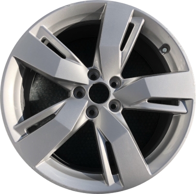 Audi Q5 2018-2019 powder coat silver 19x8 aluminum wheels or rims. Hollander part number ALY59037, OEM part number 80A601025D.