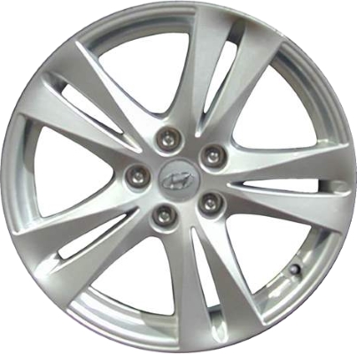 Hyundai Santa Fe 2010-2012 powder coat silver 18x7 aluminum wheels or rims. Hollander part number ALY70784, OEM part number 529102B385, 529102B380.