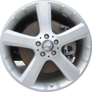 Mercedes-Benz GL320 2009 powder coat silver 20x8.5 aluminum wheels or rims. Hollander part number ALY85070, OEM part number 1644011102.