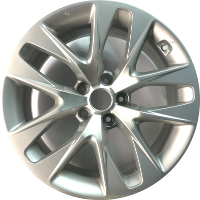 Hyundai Genesis 2013-2016 powder coat silver 18x7.5 aluminum wheels or rims. Hollander part number ALY70839U, OEM part number 529102M220, 529102M200.
