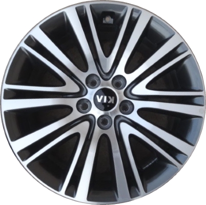 KIA Cadenza 2014-2016 charcoal machined 18x7.5 aluminum wheels or rims. Hollander part number ALY74675, OEM part number 529103R660.